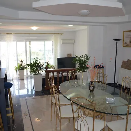 Aphrodite Lux Sea View 호텔